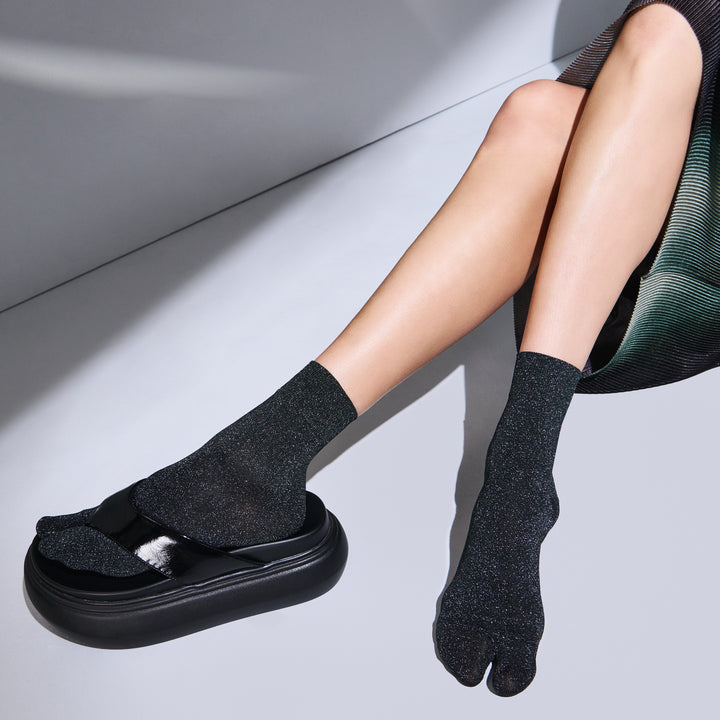 Sparkly Tabi Short Crew Socks - Black