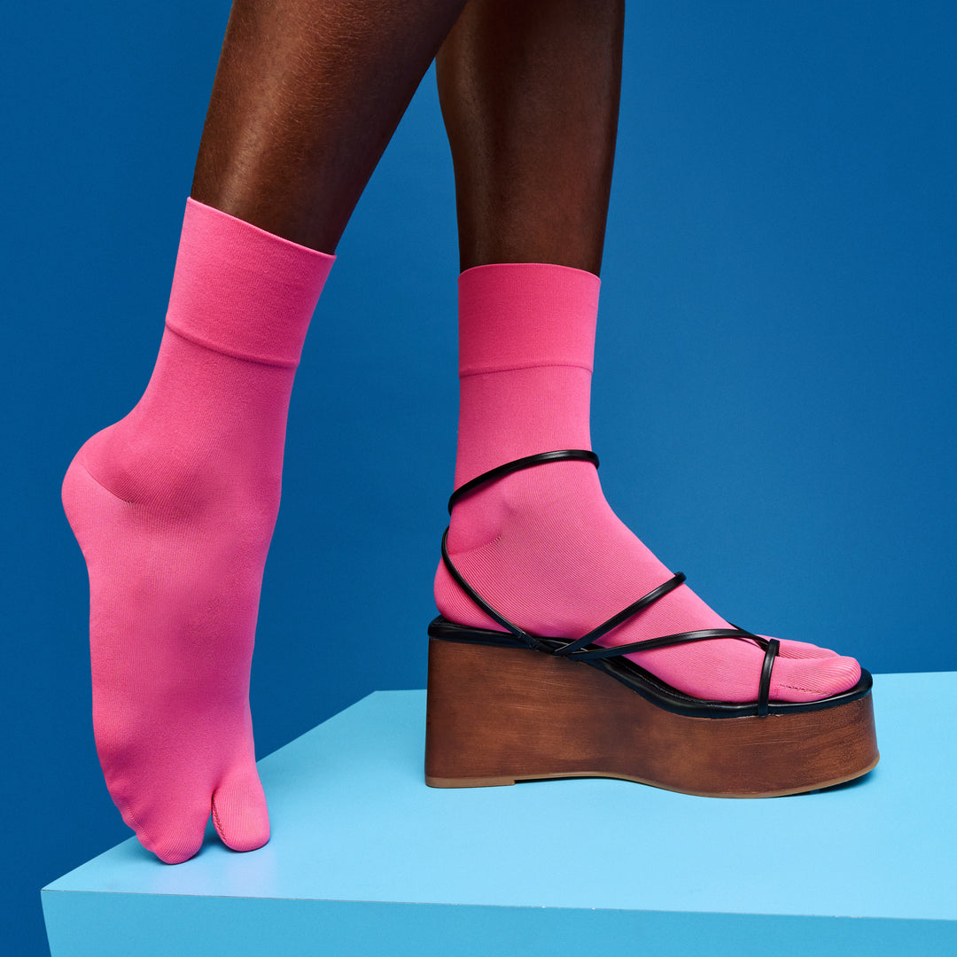 Smooth-Fit Tabi Quarter Socks - Pink