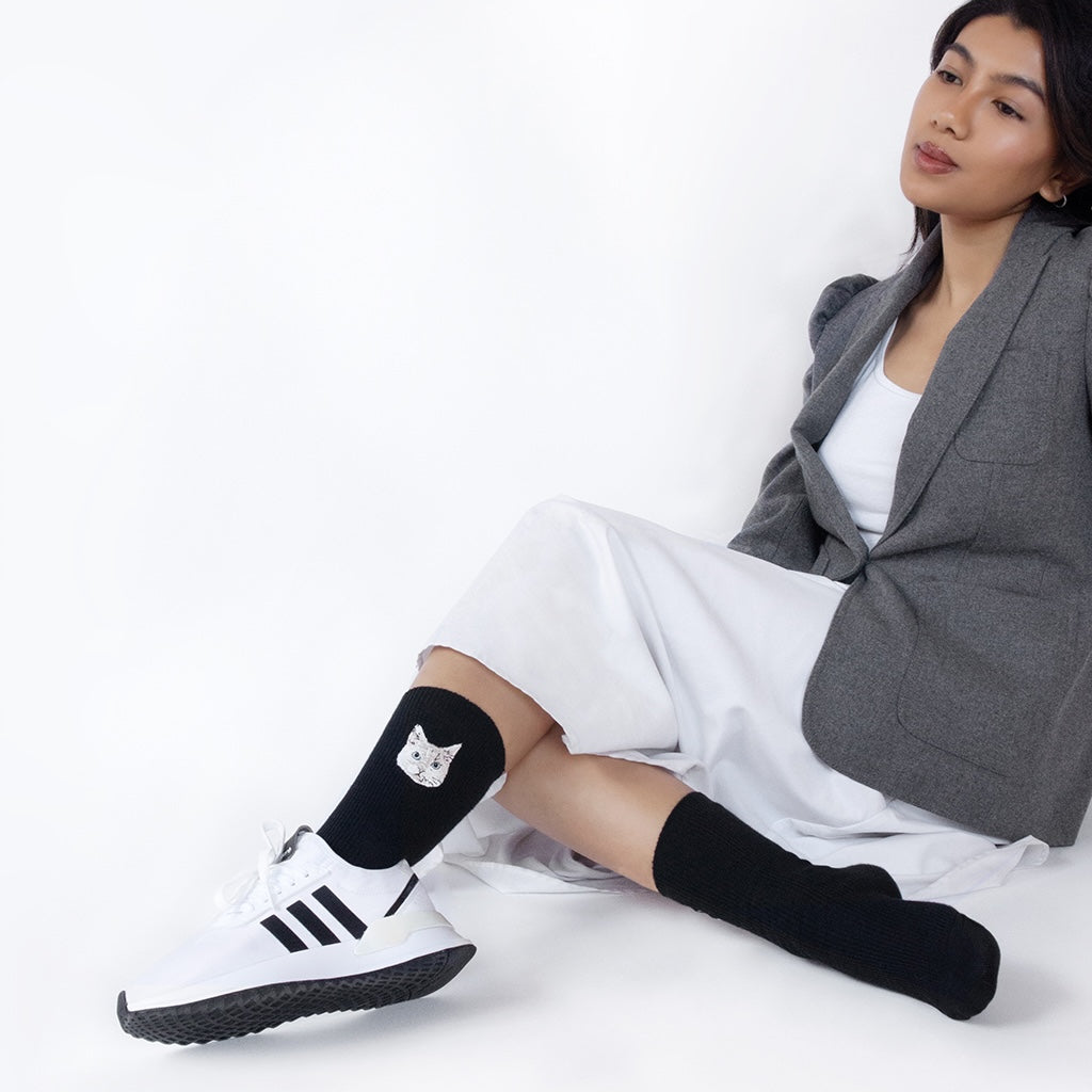 Cat Embroidered Cotton Crew Socks - Black (WOMEN)
