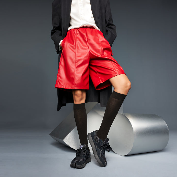Extra Fine Merino Tabi Knee High Socks - Black (WOMEN)