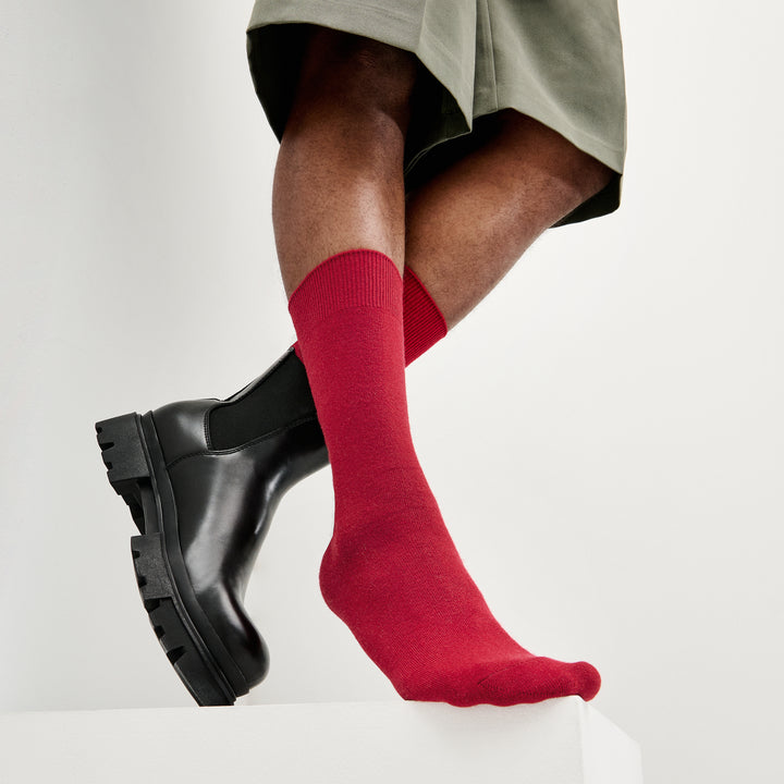 Extra Fine Merino Crew Socks - Red