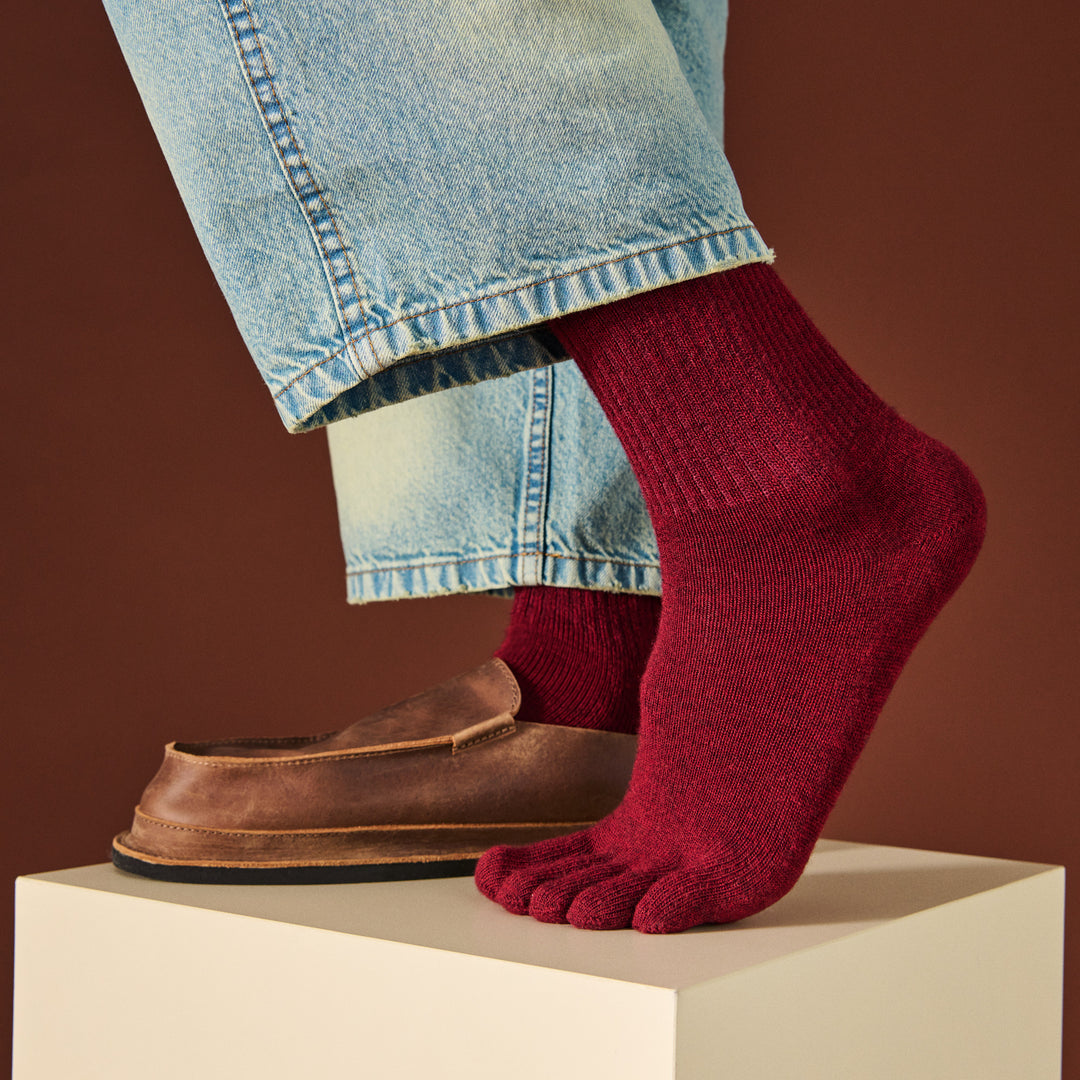 Loose-Fit Merino Toe Crew Socks - DarkRed