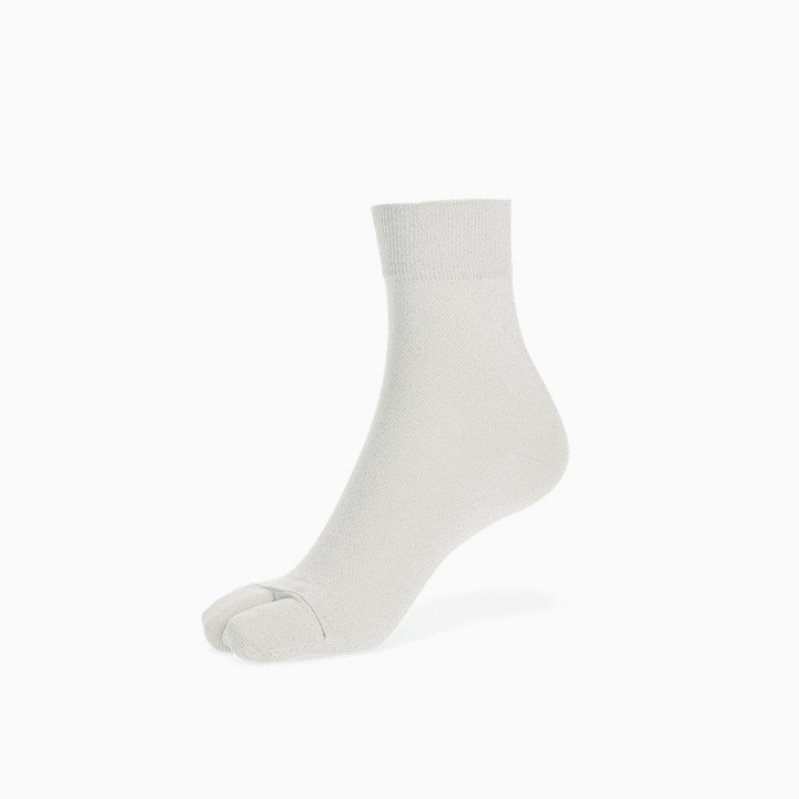Sparkly Tabi Short Crew Socks - White