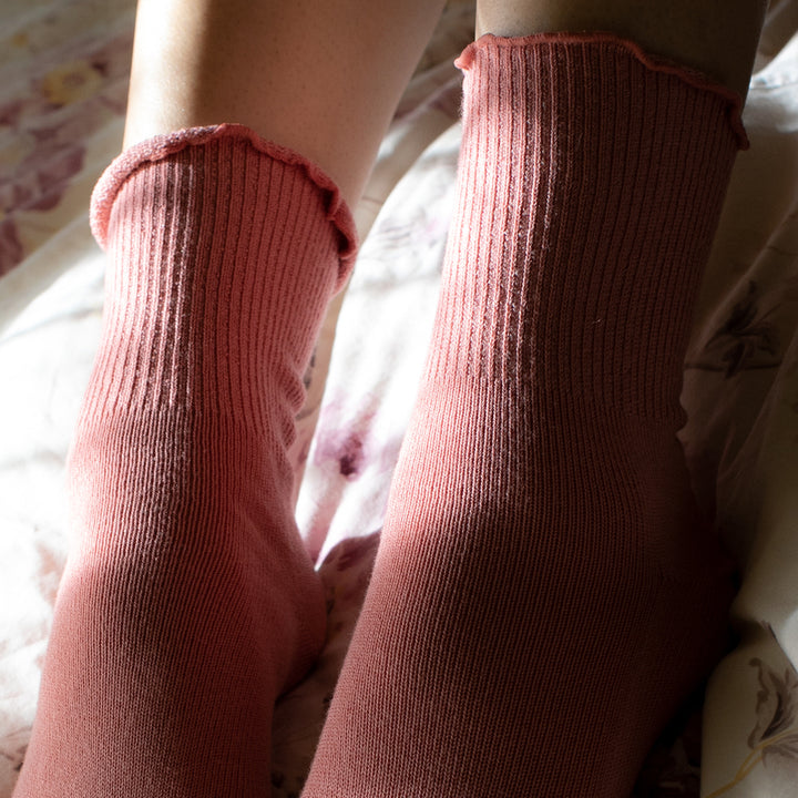 Loose-Fit Cotton Toe Crew Socks - Pink (WOMEN)
