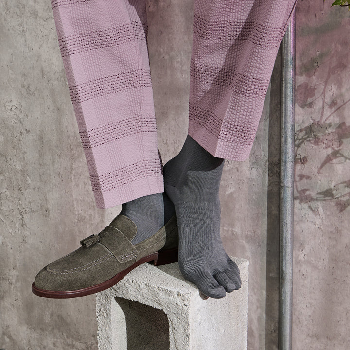 Soft-Fit Cuff Toe  Crew Socks - Grey
