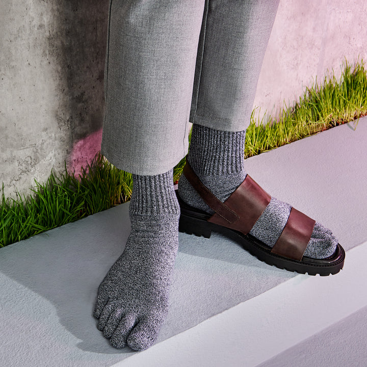 Loose-Fit Cotton Toe Crew Socks - Grey (MEN)