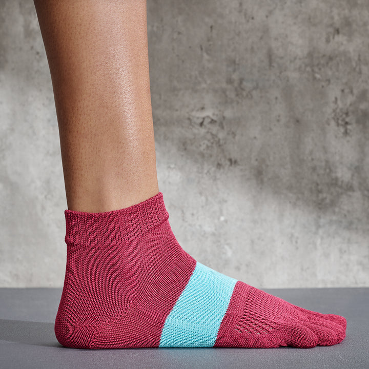 Signature Run Toe Socks - DarkRed (WOMEN)