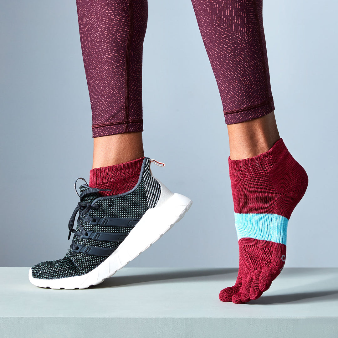 Signature Run Toe Socks - DarkRed (WOMEN)