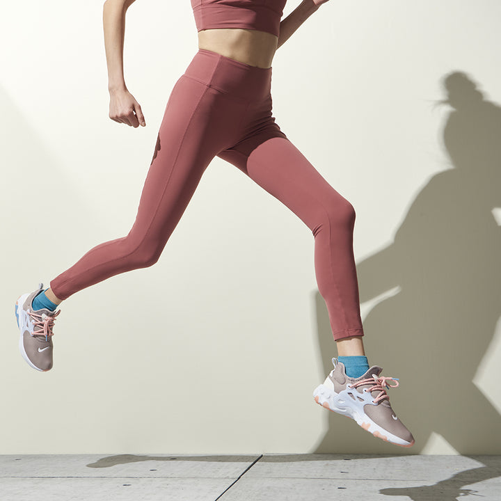 Signature Run Tabi Socks - LightGreen (WOMEN)