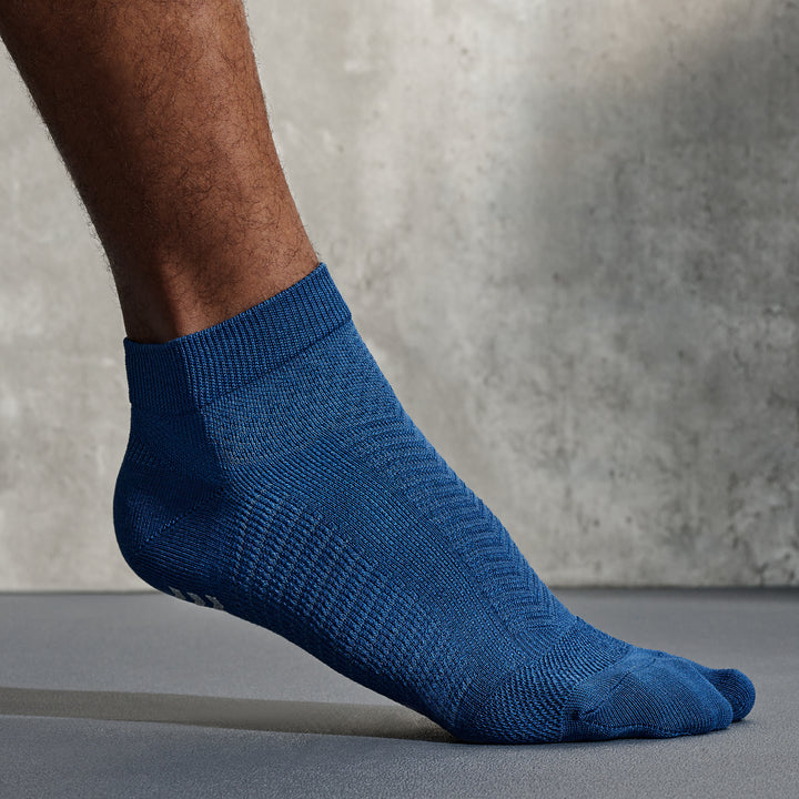 Signature Run Tabi Socks - Navy (MEN)