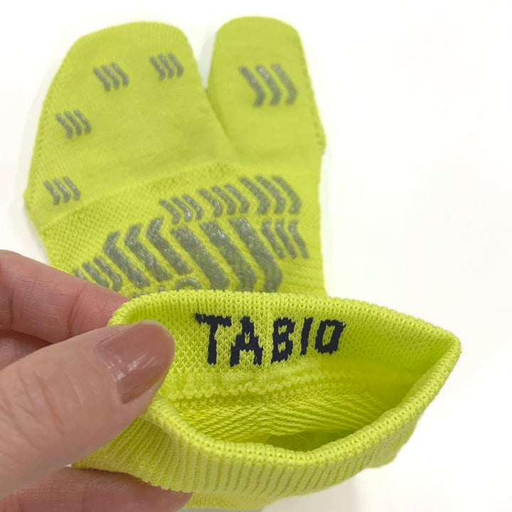 Signature Run Tabi Socks - Yellow (WOMEN)