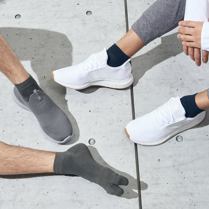 Signature Run Tabi Socks - Olive (MEN)