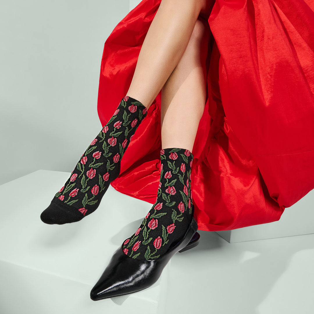 Float Tulip Cotton Quarter Socks - Black (WOMEN)