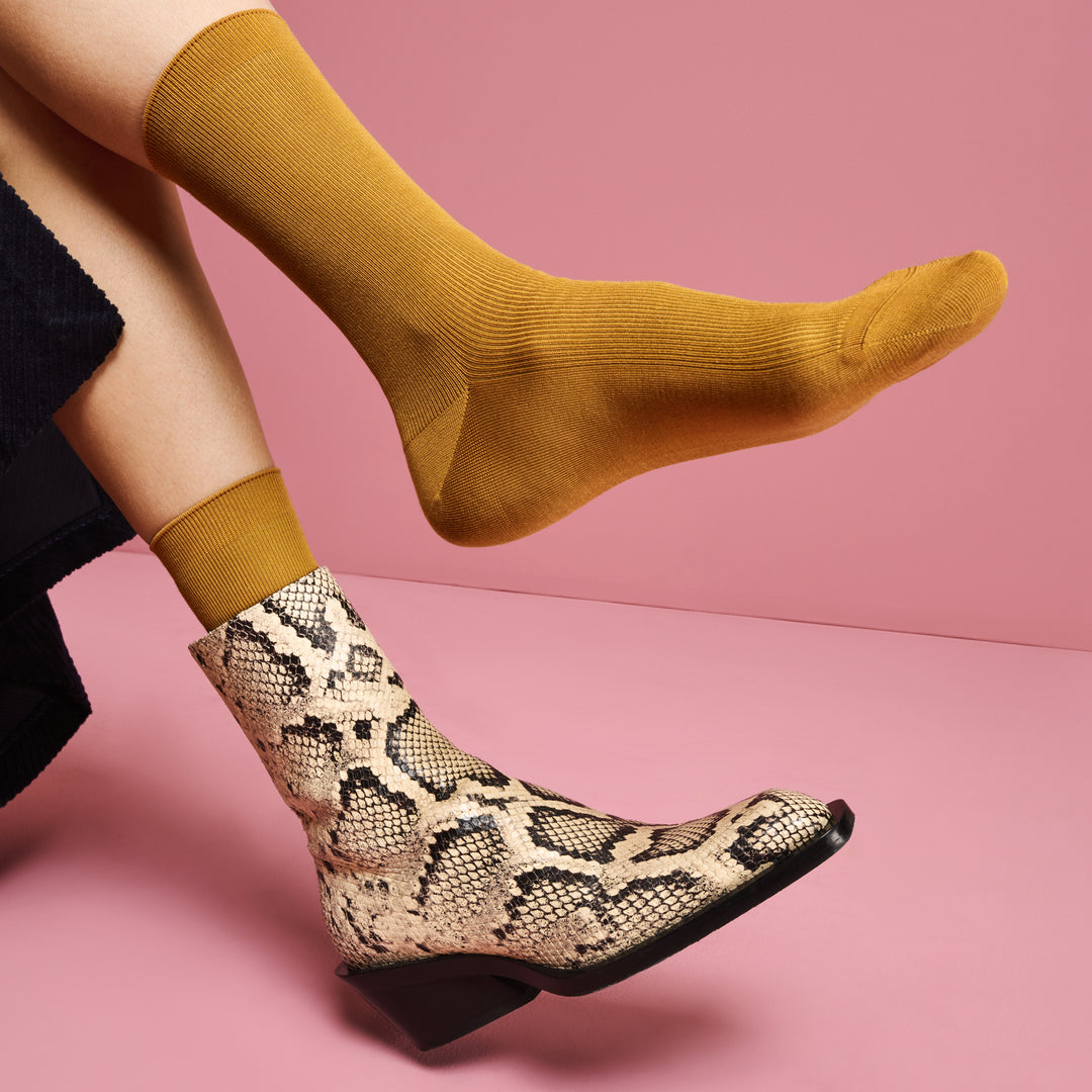 Premium Suvin Gold Cotton Crew Socks - YellowBrown (WOMEN)