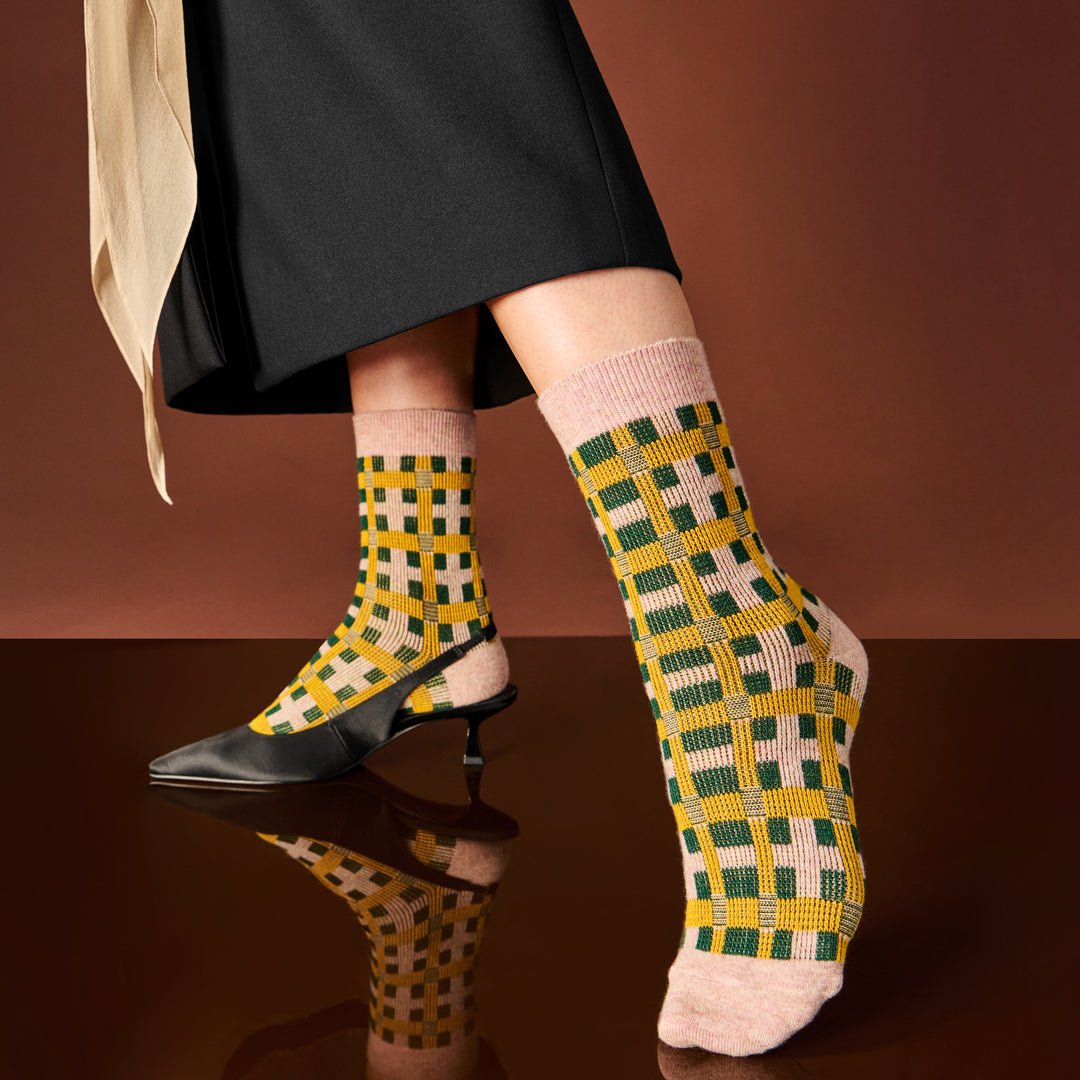 Jacquard Modern Plaid Crew Socks - CoralPink