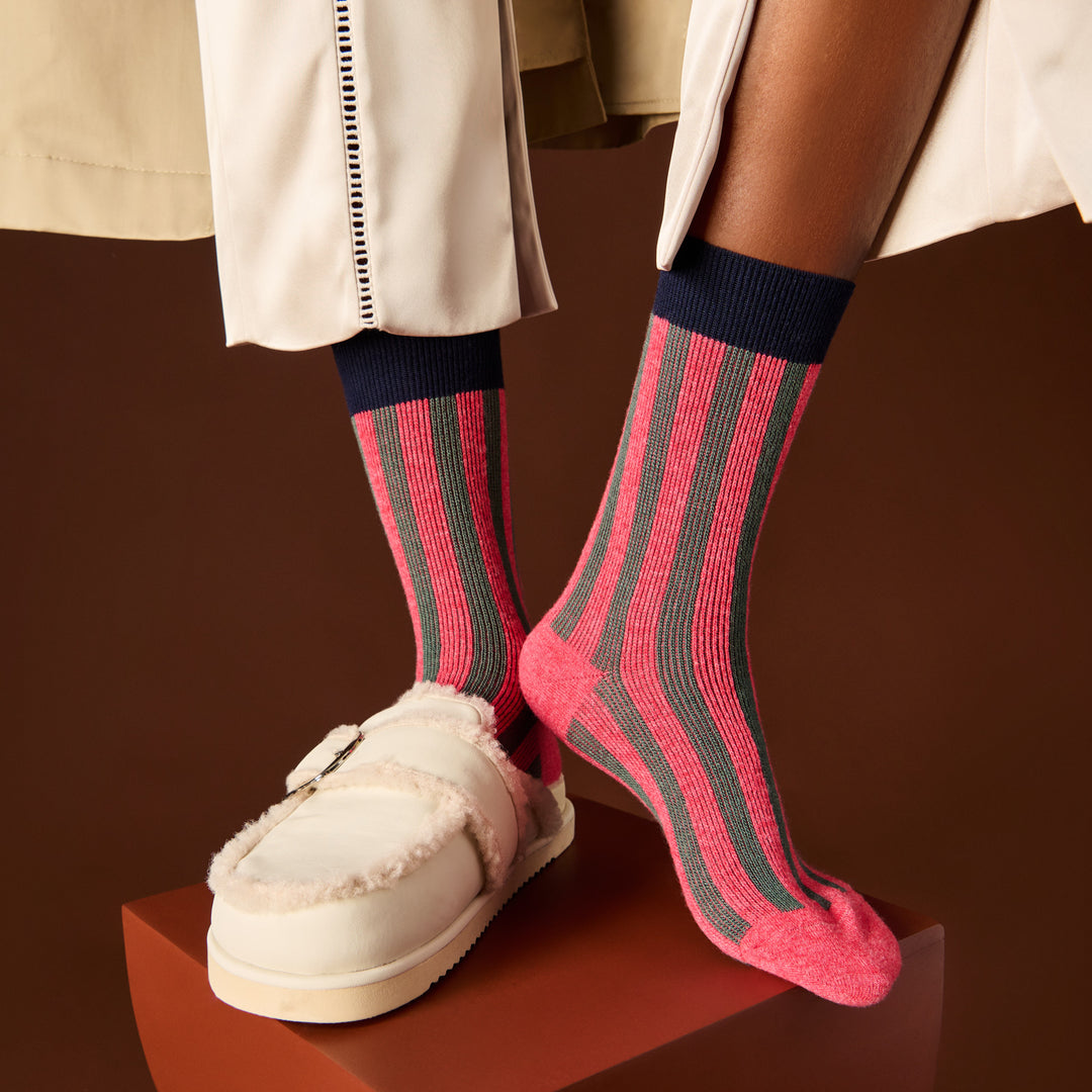 Jacquard Stripe Crew Socks - HotPink