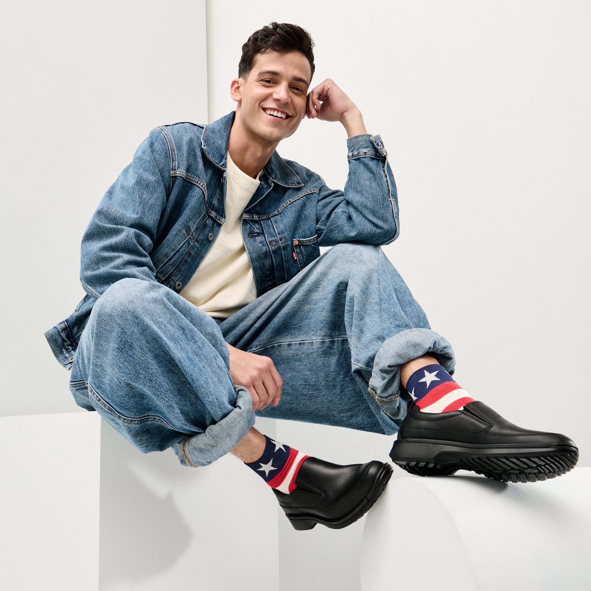 Men's Stars and Stripes Short Crew Socks with COOLMAX®︎ fiber