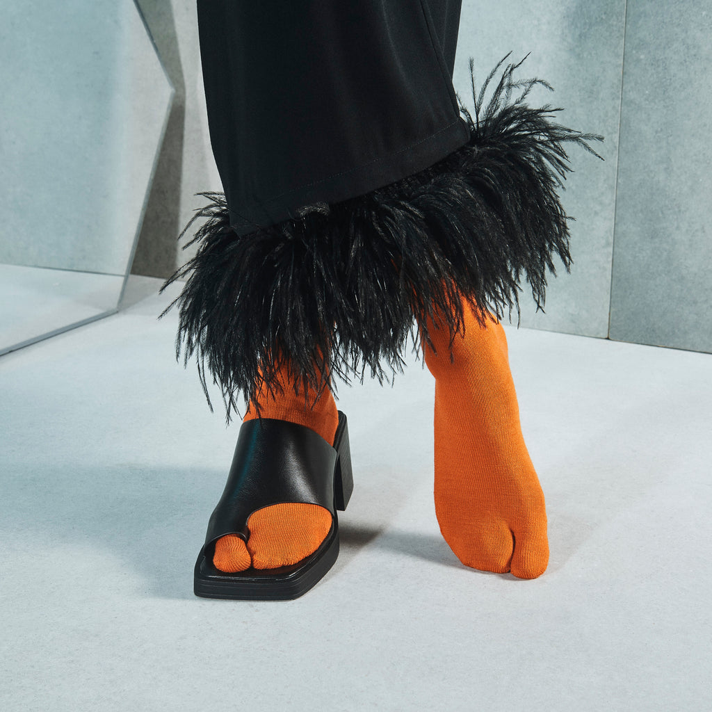 Tabio Women's Super Extra Fine Merino Toe Knee-High Socks – Japanese Socks  Tabio USA