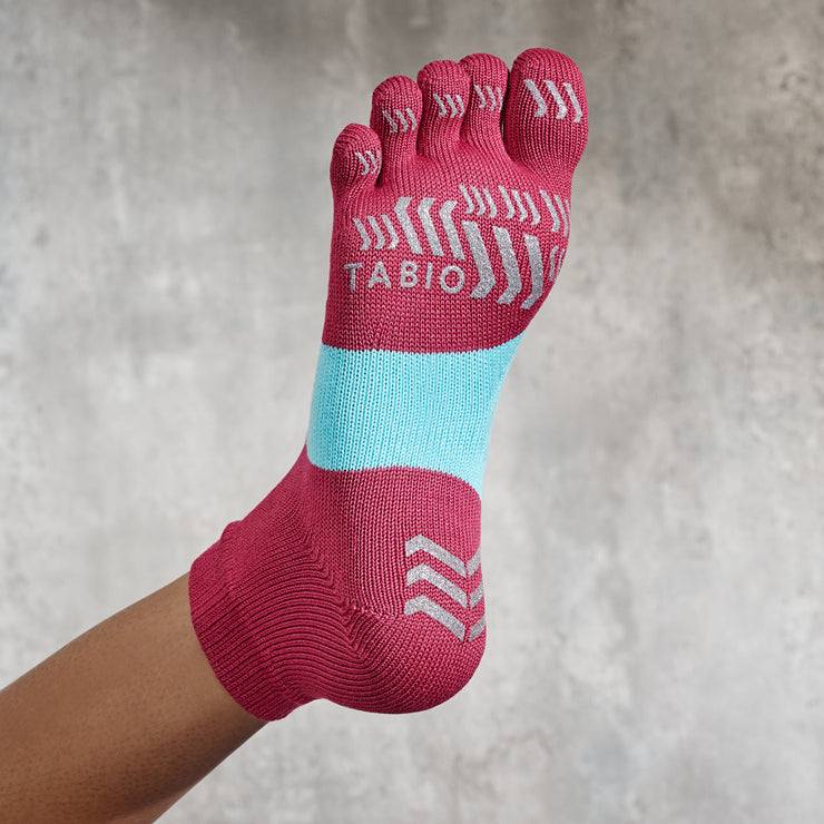Gear Review: Tabio Trailblazer Socks – Kelli Nickole // Runnergrams